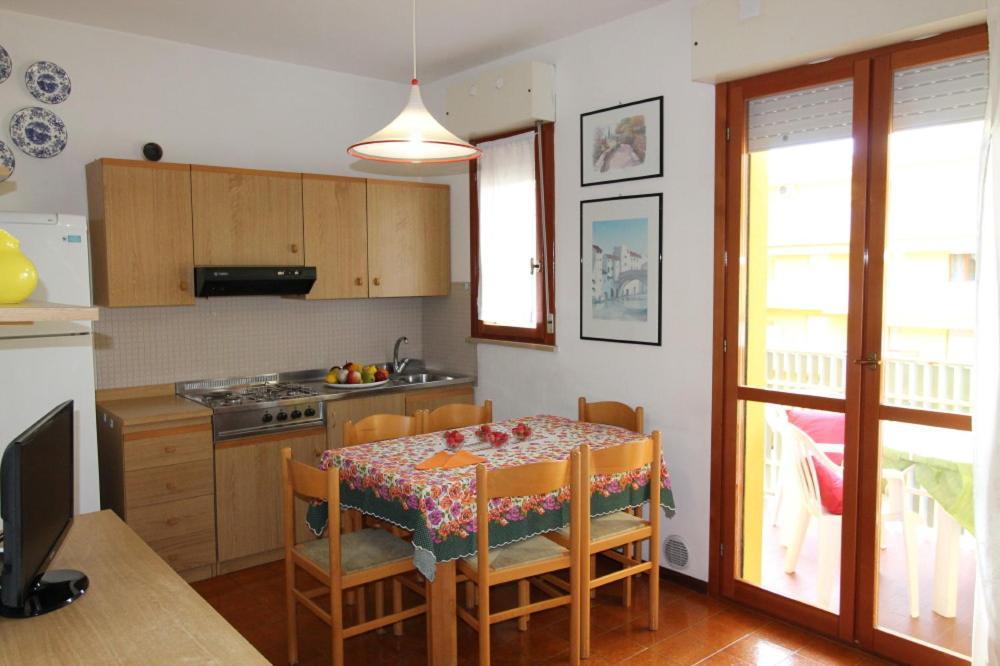Residence Valbella Con Piscina บิบิโอเน ภายนอก รูปภาพ